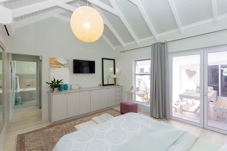 5 Bedroom Property for Sale in Port Owen Western Cape